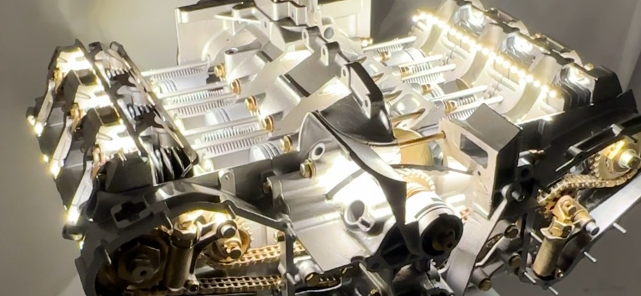 Porsche 911 Flat-Six Engine Kinetic Display - Image 29