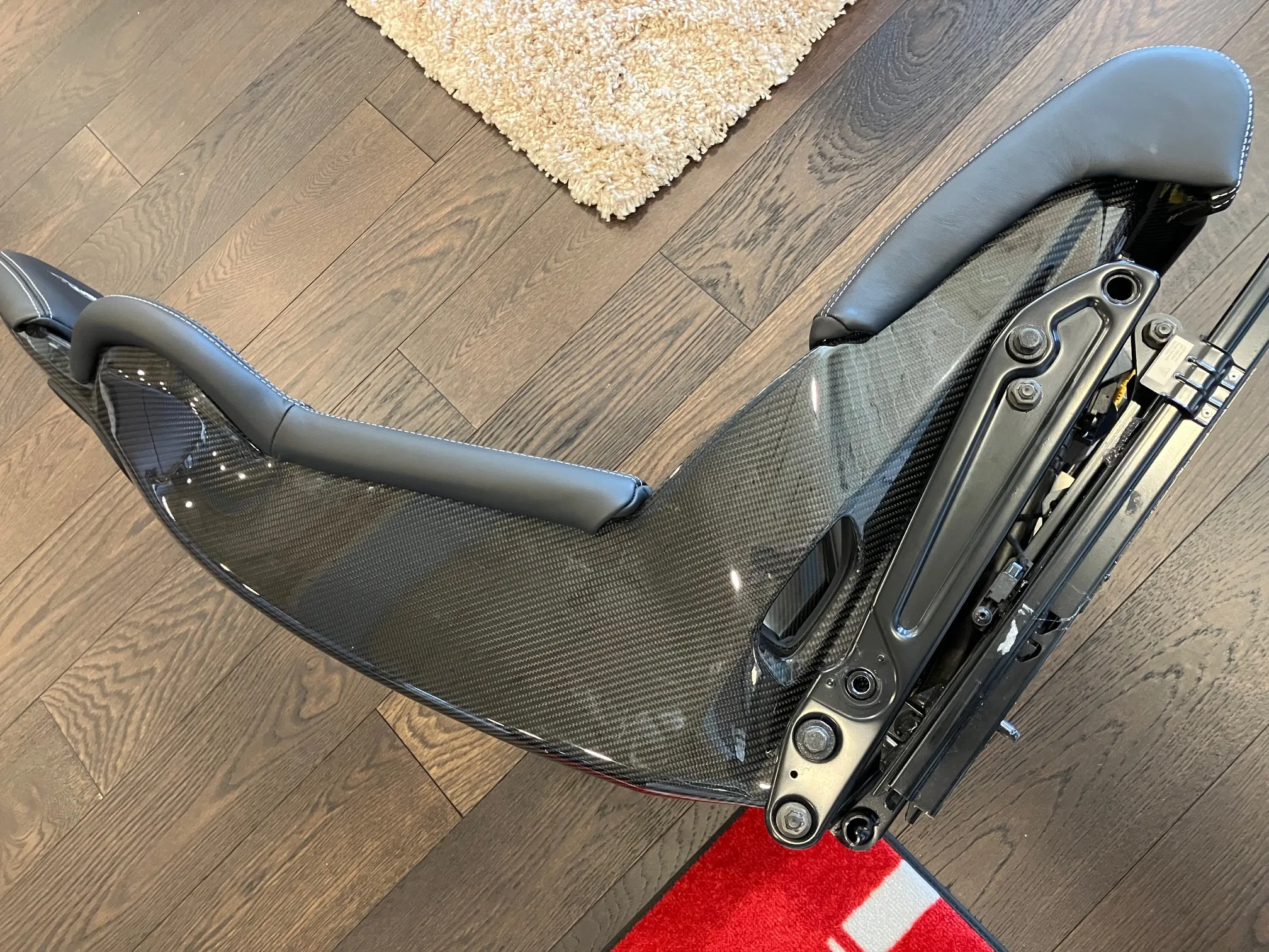 Porsche 991 Lightweight Bucket Seats - Image 26