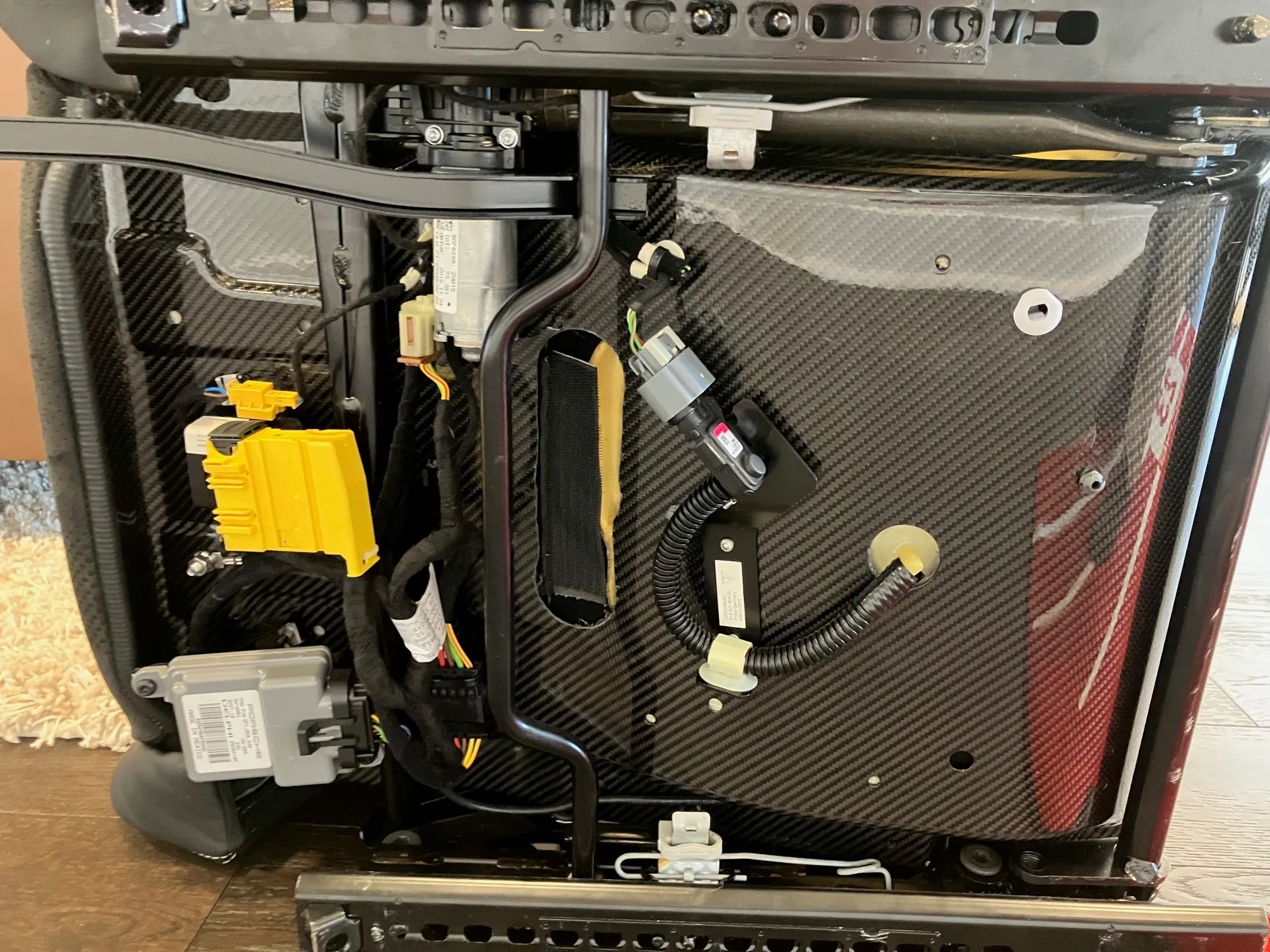 Porsche 991 Lightweight Bucket Seats - Image 24