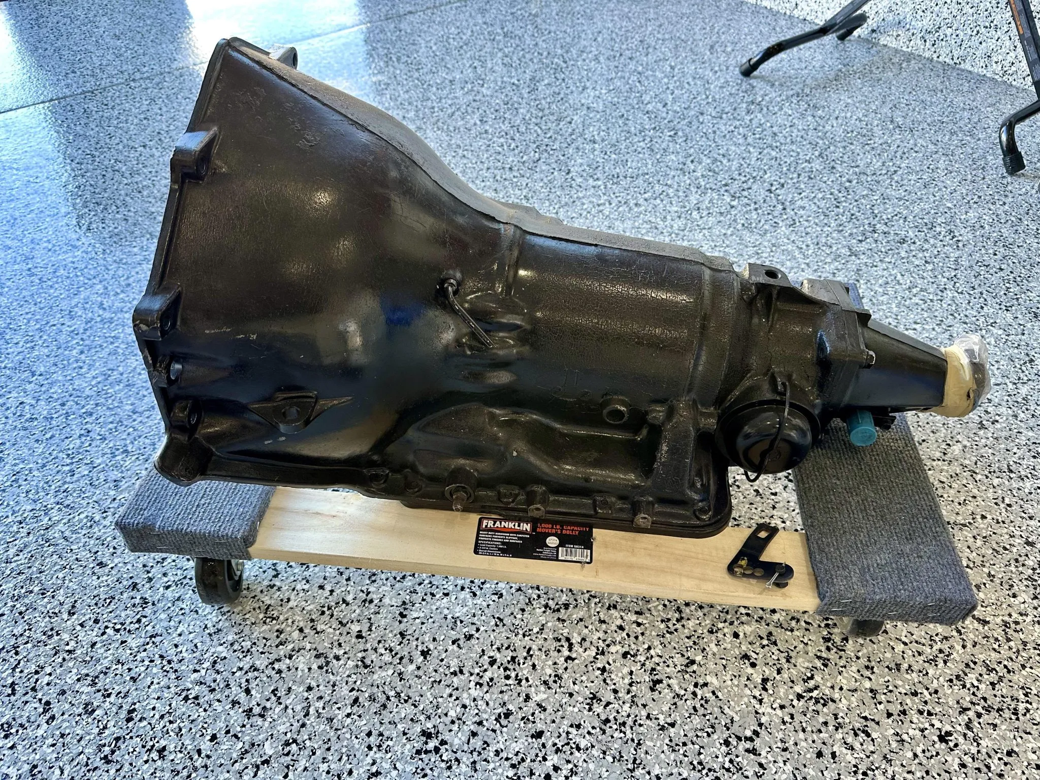 Chrysler 354 Hemi V8 Engine and TH350 Transmission - Image 8