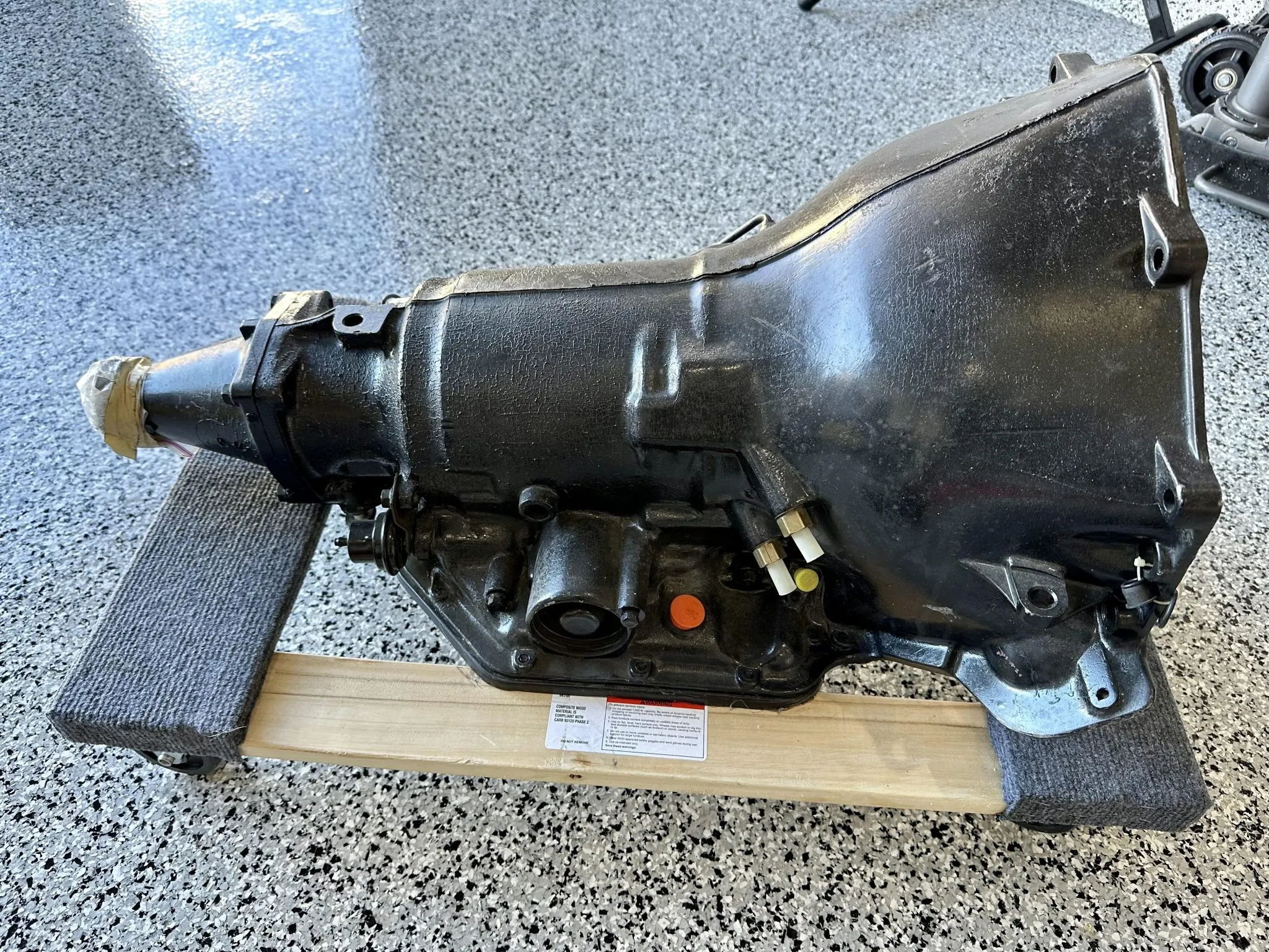 Chrysler 354 Hemi V8 Engine and TH350 Transmission - Image 9