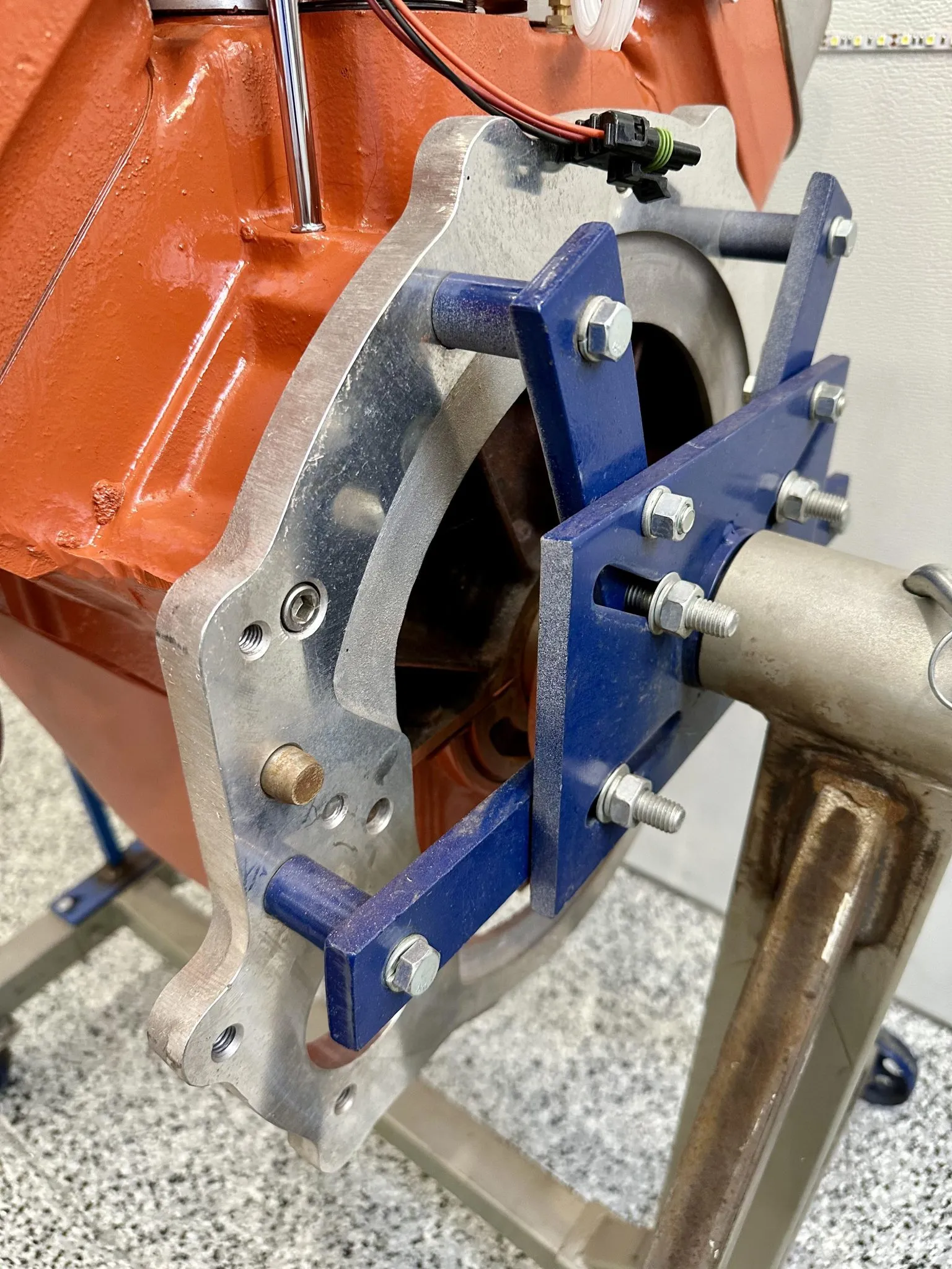 Chrysler 354 Hemi V8 Engine and TH350 Transmission - Image 12