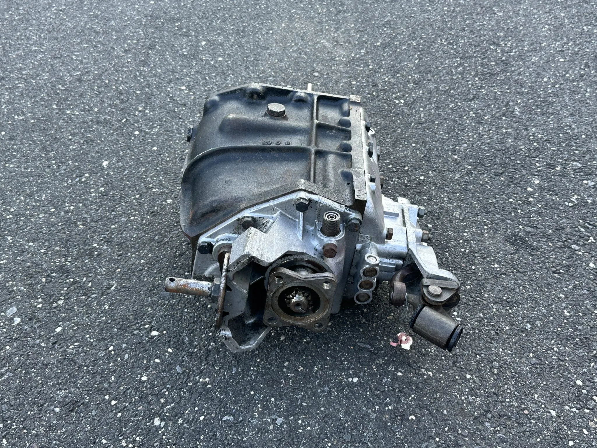 Jaguar XKE Series I 4-Speed Gearbox - Image 6