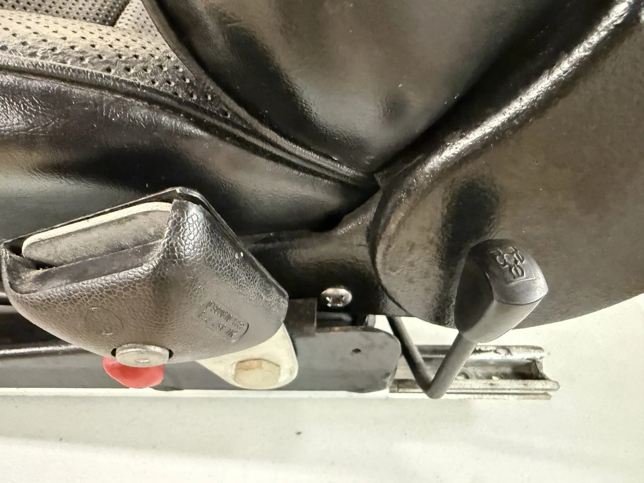 Recaro Sport Seats for Porsche 911 - Image 6