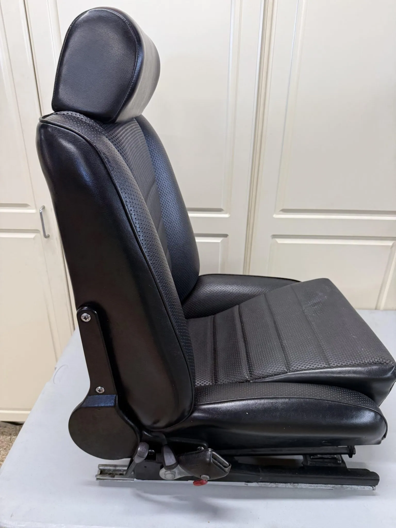 Recaro Sport Seats for Porsche 911 - Image 10