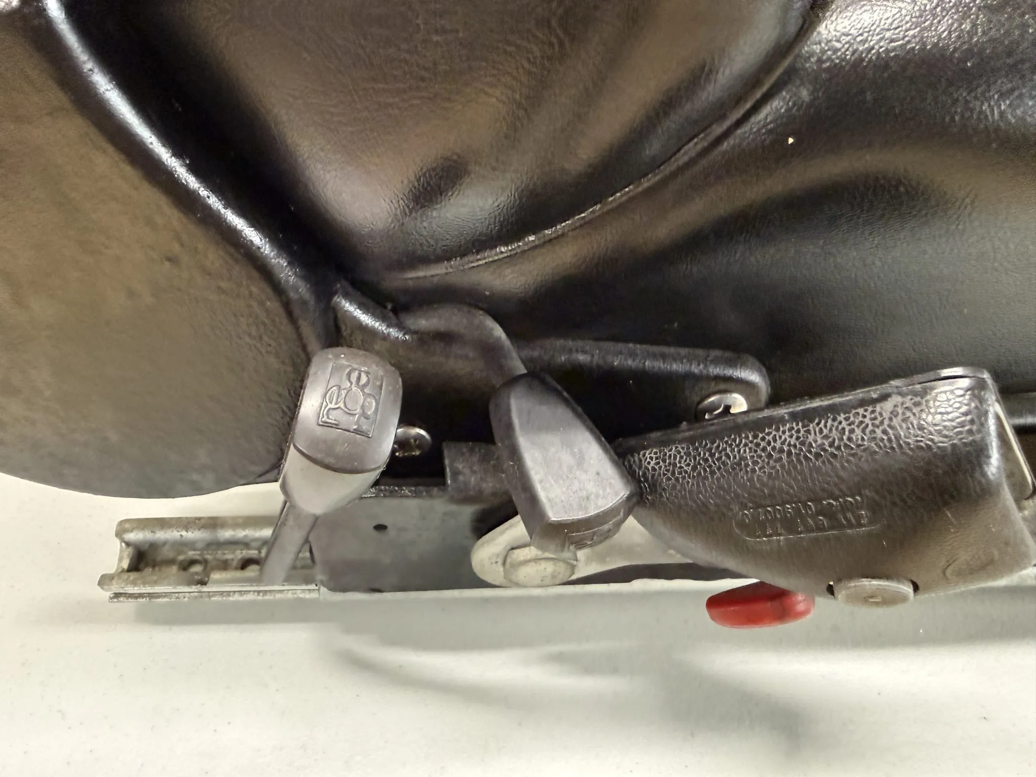 Recaro Sport Seats for Porsche 911 - Image 3