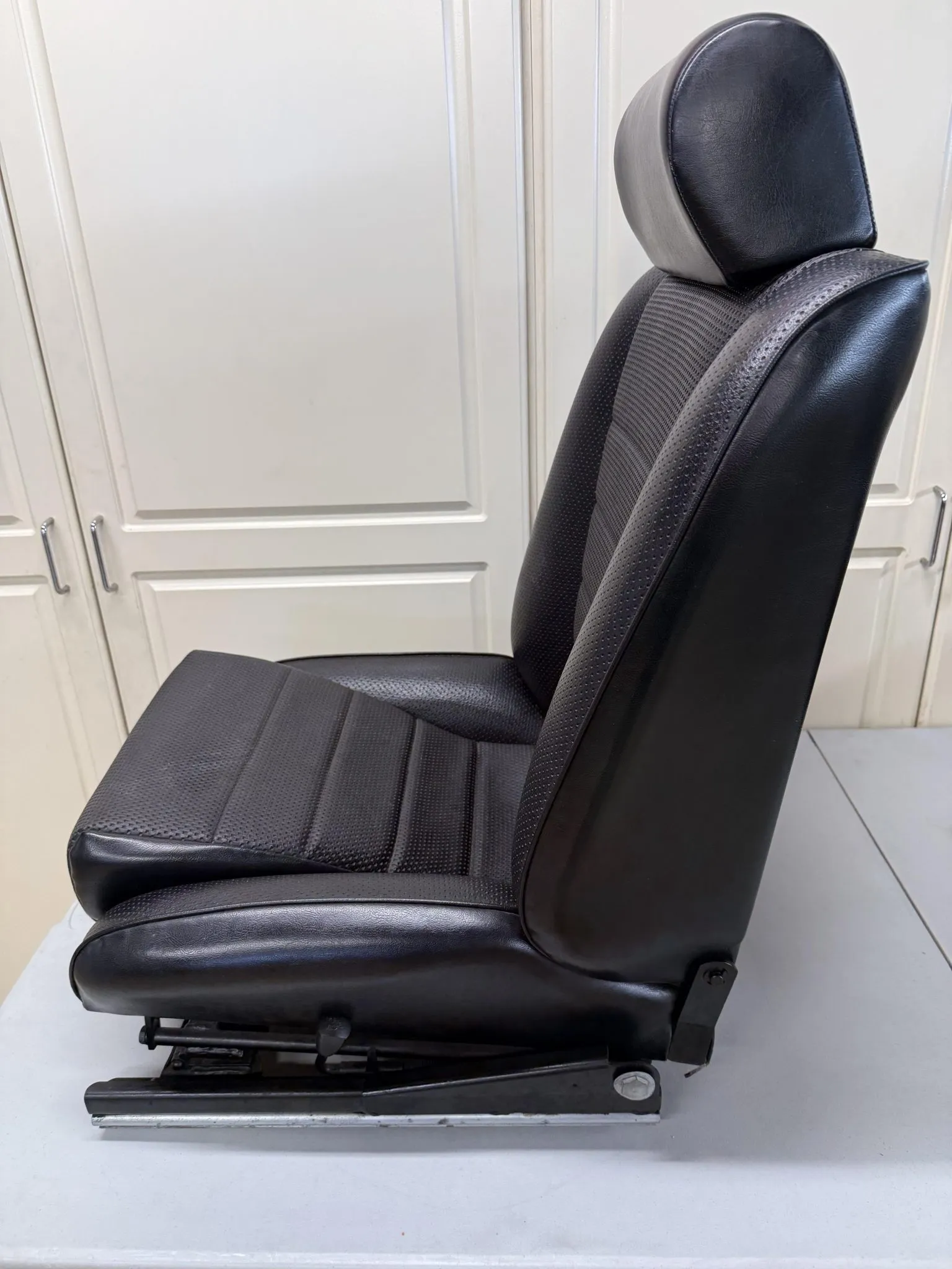 Recaro Sport Seats for Porsche 911 - Image 7
