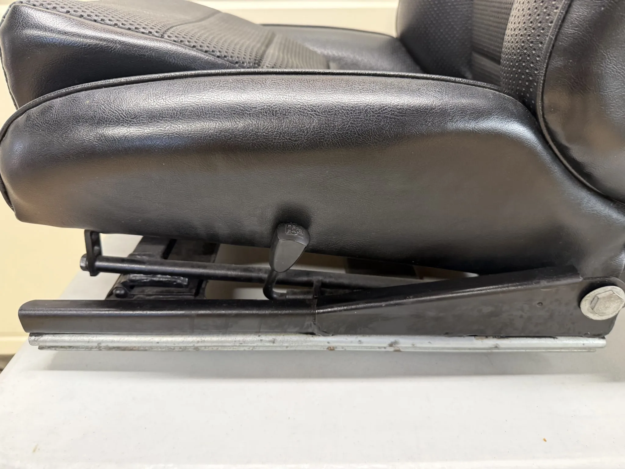 Recaro Sport Seats for Porsche 911 - Image 2