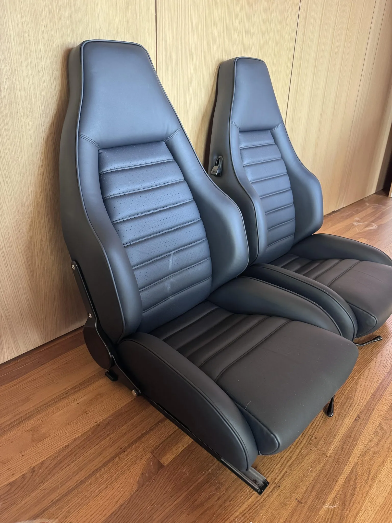 Recaro Sport Seats for Porsche 911 - Image 20