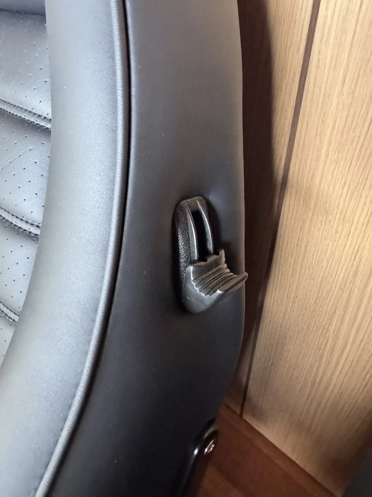 Recaro Sport Seats for Porsche 911 - Image 13