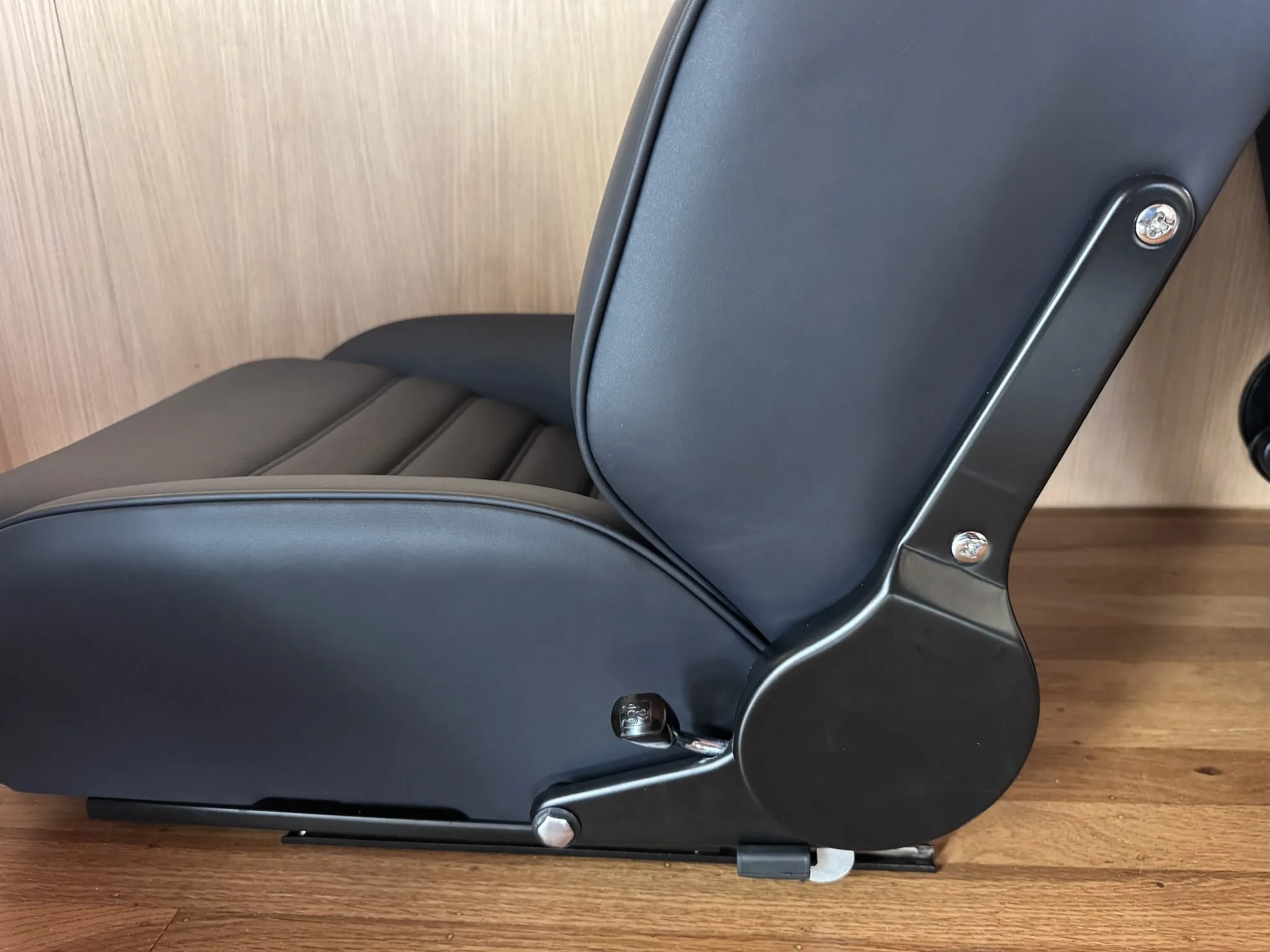 Recaro Sport Seats for Porsche 911 - Image 9