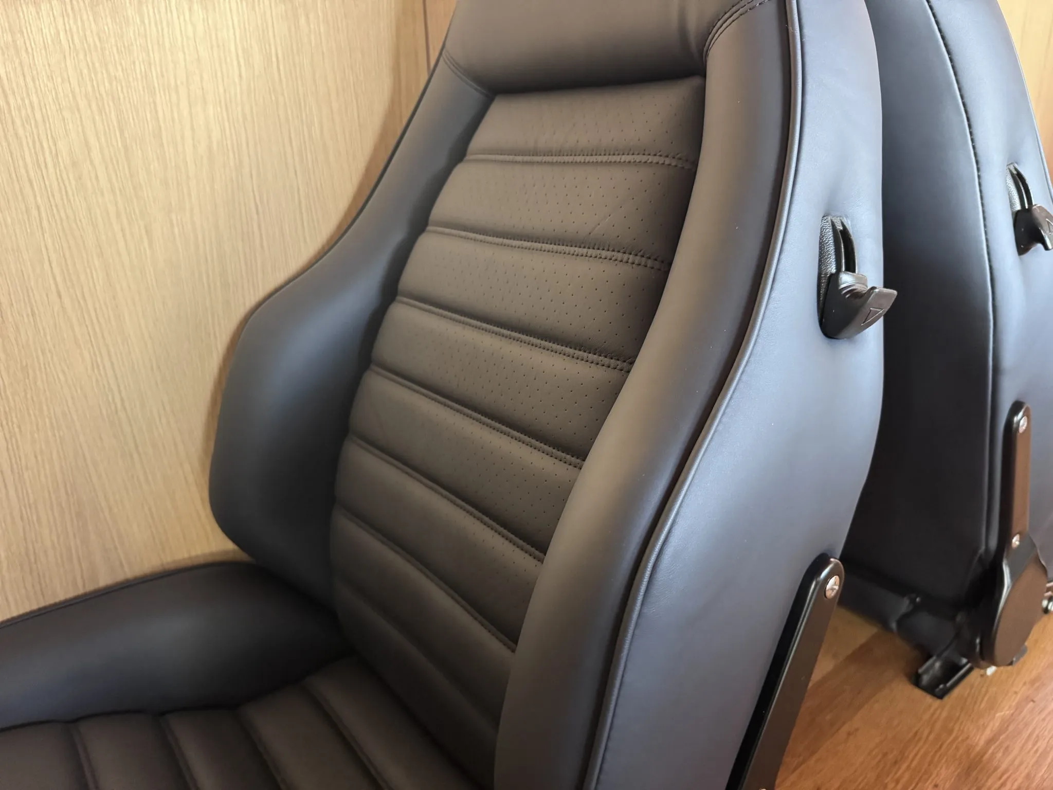 Recaro Sport Seats for Porsche 911 - Image 15