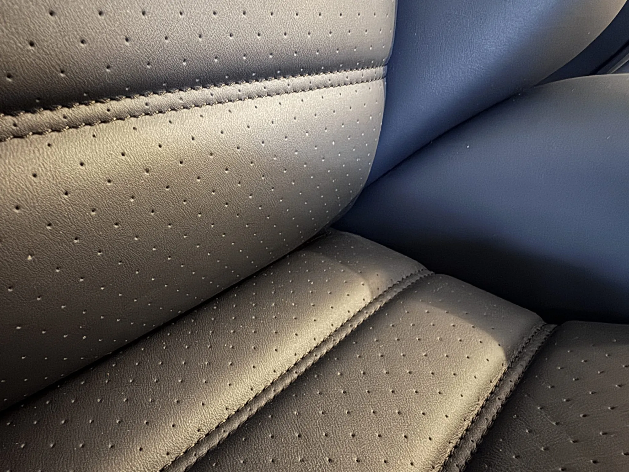 Recaro Sport Seats for Porsche 911 - Image 4