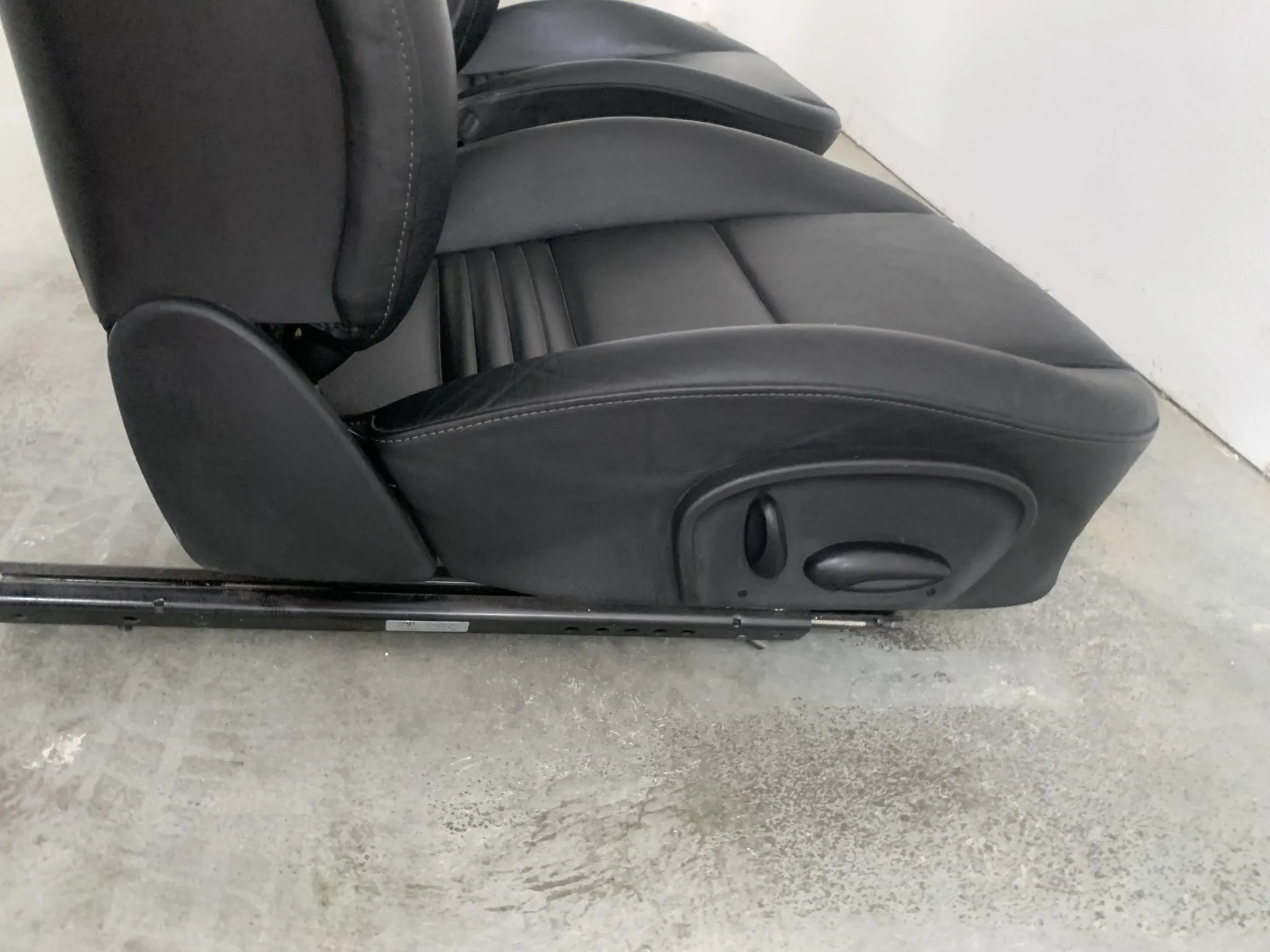 Porsche 996 Sport Seats - Image 11