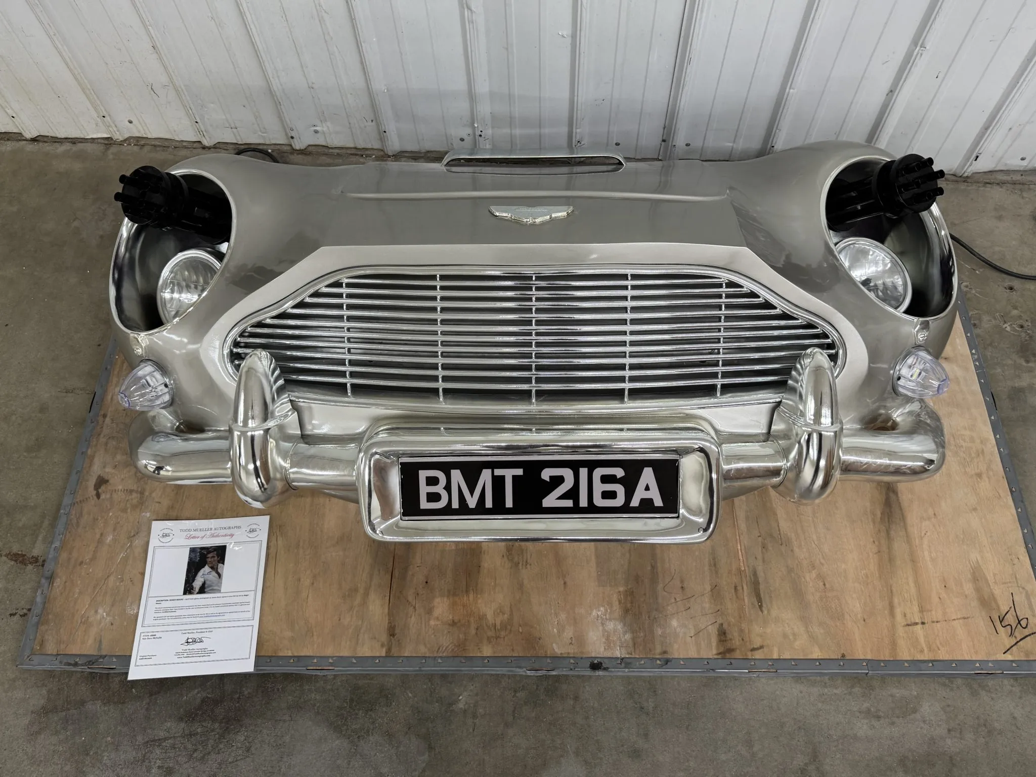 Aston Martin DB5-Style Bond Display - Image 8