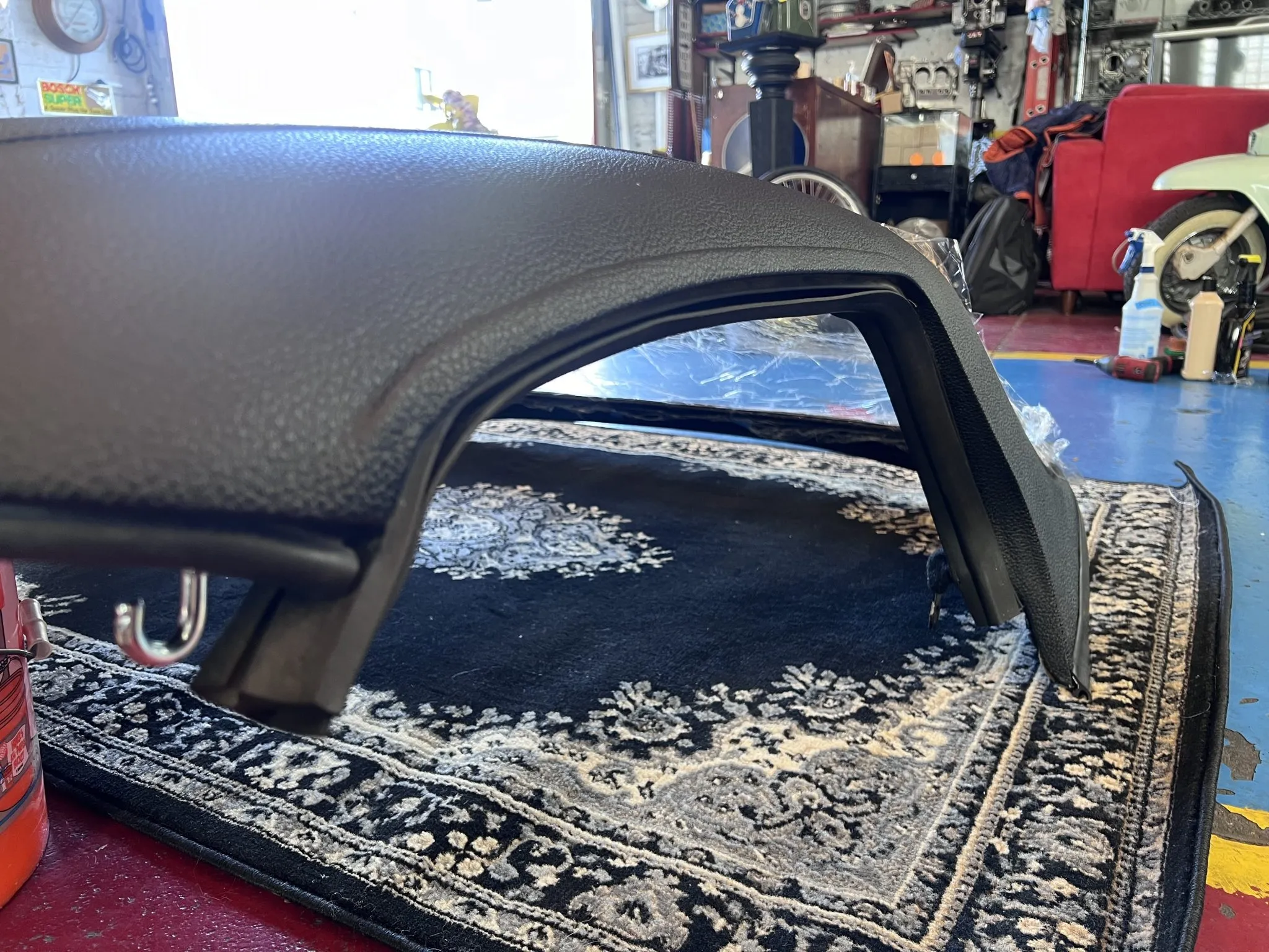 Parrish Plastics Jaguar E-Type Series III Removable Vinyl Hardtop - Image 17