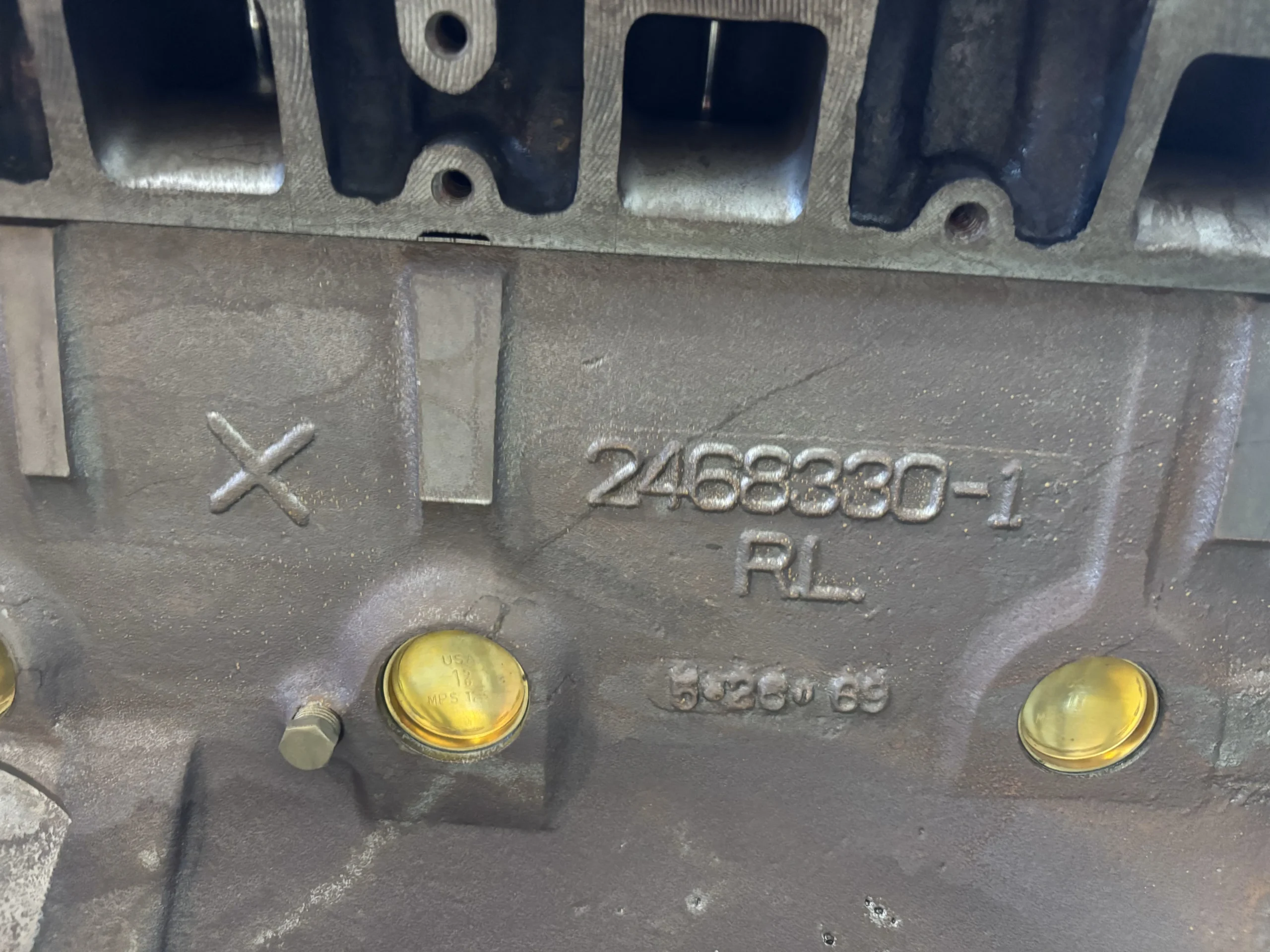 Mopar 426 Hemi V8 Engine - Image 11