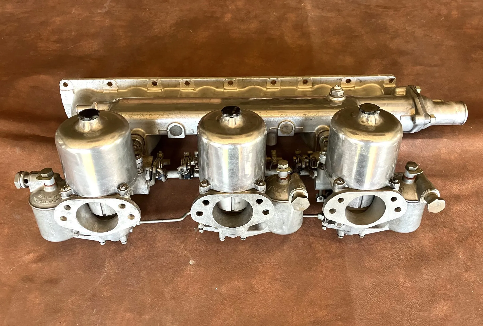 Three S.U. Carburetors and Intake Manifold for Jaguar - Image 13