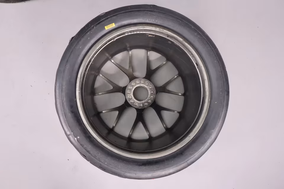 FERRARI 599XX Wheel Set 11x19" 12x19" BBS RE1230 1231 - Image 9