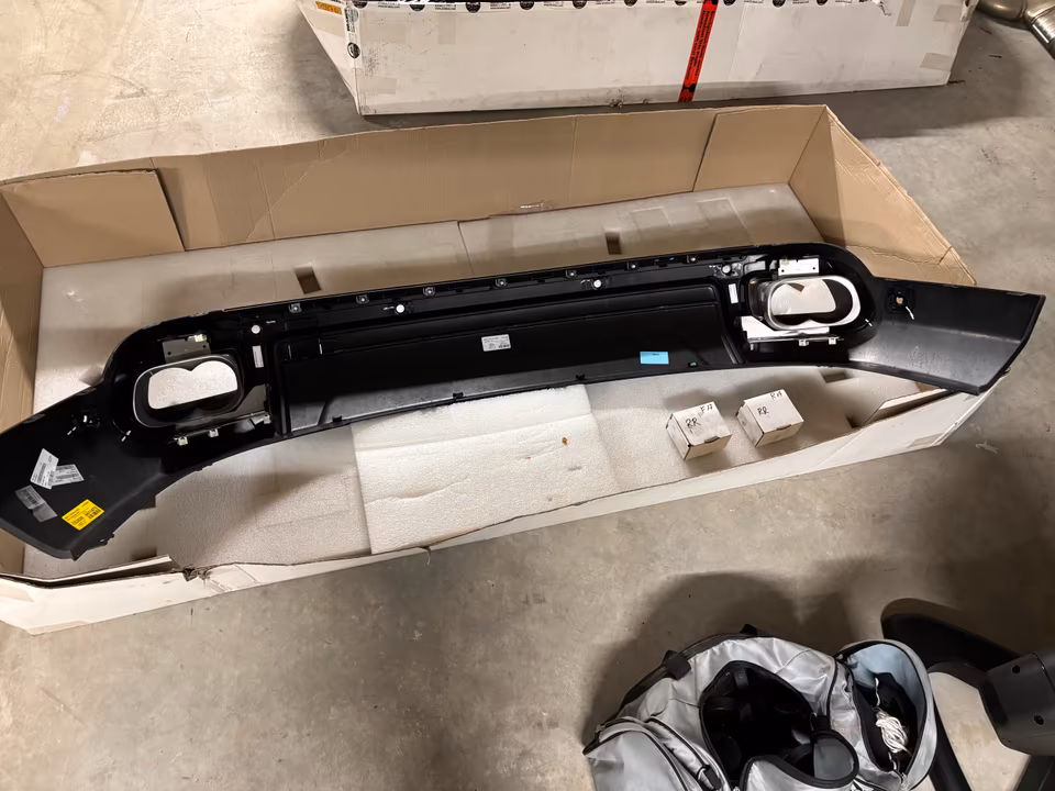 Rolls Royce Cullinan Black Badge Rear Bumper