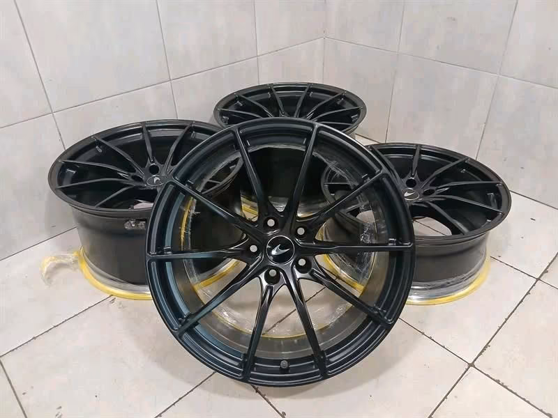 McLaren 570S Spider wheels 20 inch