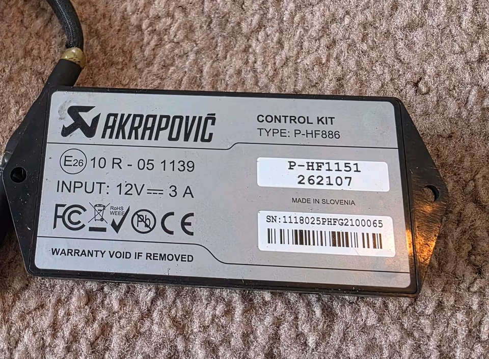 Akrapovic SAGA Titanium Carbon Porsche Panamera Turbo GTS Hybr. ECE - Image 13