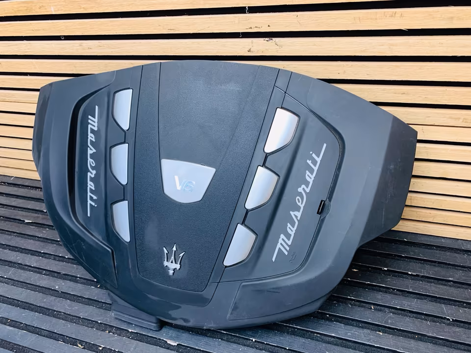 Maserati Levante Ghibli Quattroporte Engine Cover 670005143 - Image 5