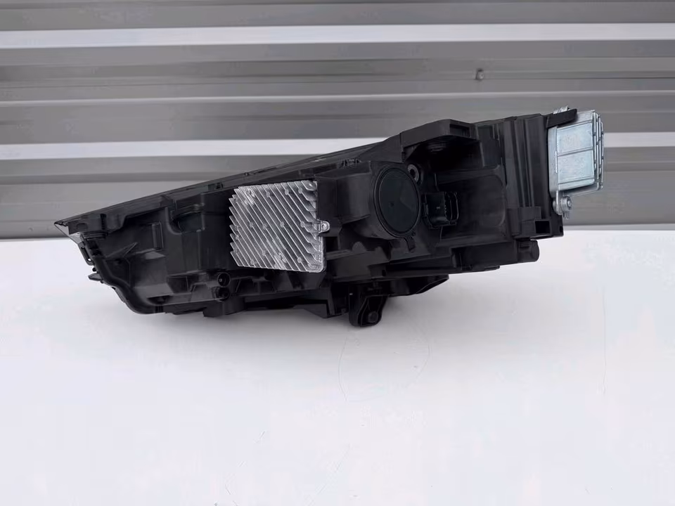 Lamborghini Urus 4Ml headlight set - Image 5