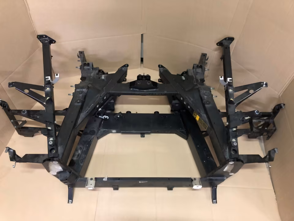 Lamborghini Aventador FRONT Frame - Image 5