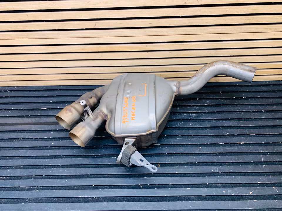 Porsche Macan GTS Exhaust System Right 95B253610E