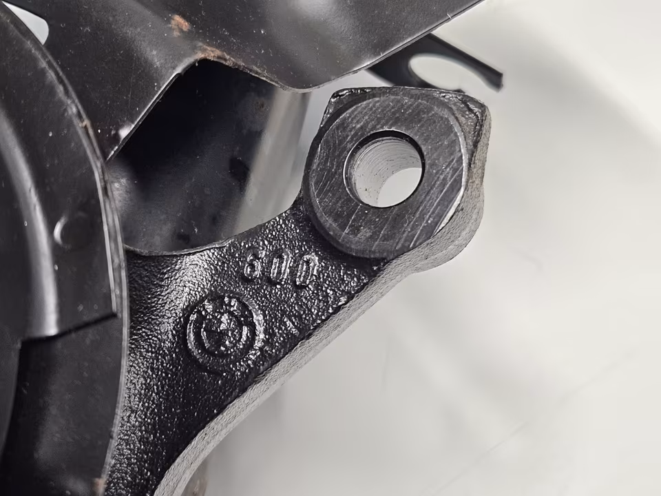 BMW 850 E31 31311138553 Suspension Set Damper Springs - Image 15