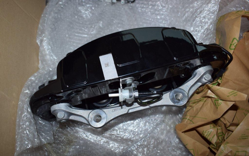 Original Mercedes Front Brake Kit - Image 5