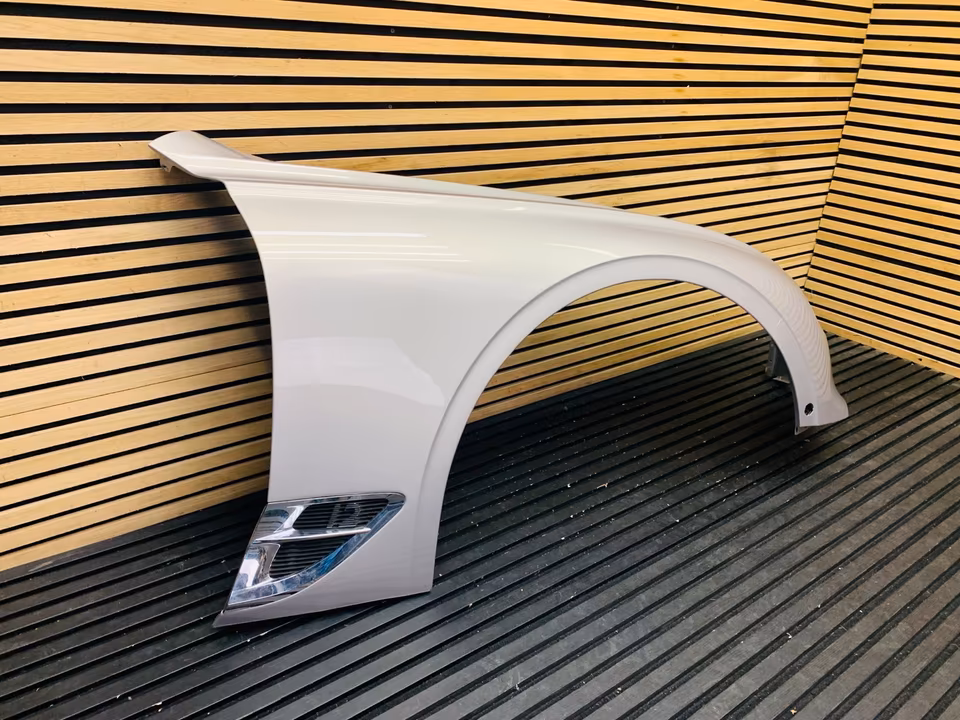 Bentley GT GTC Fender Right 3SD821102R - Image 5