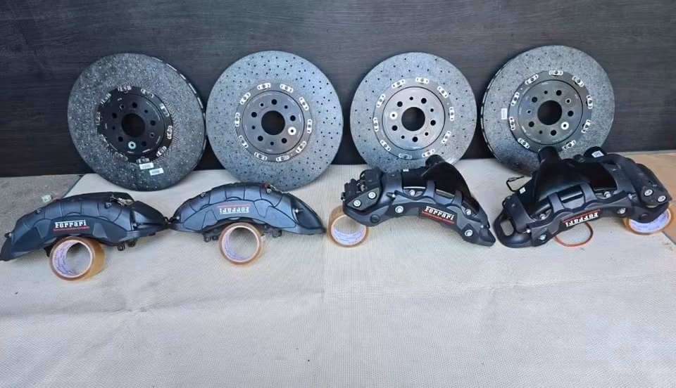 FERARRI SF90 STRADALE BRAKE SET NEW