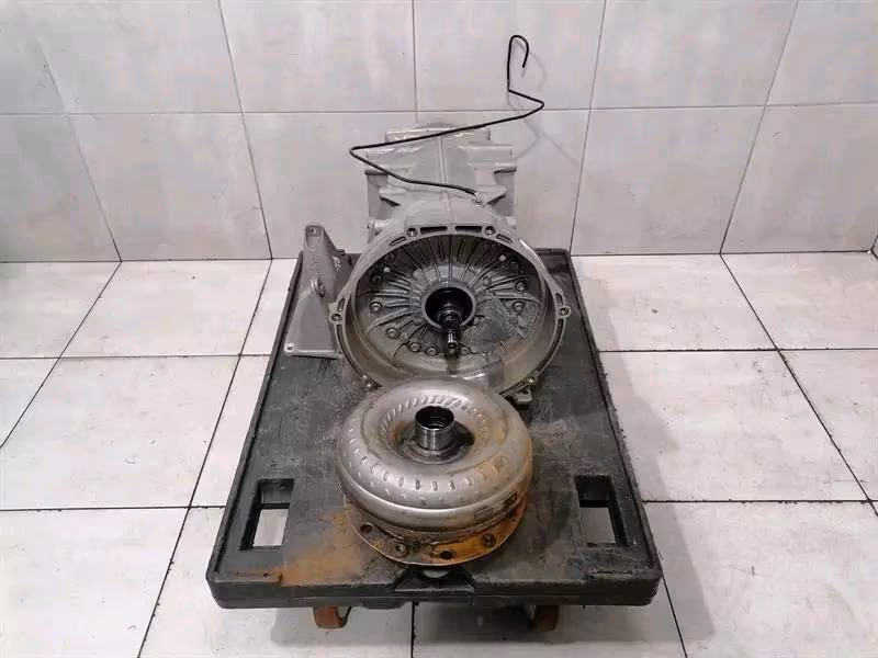 ASTON MARTIN RAPIDE S 8-SPEED TRANSMISSION FD33-70041-AB - Image 10