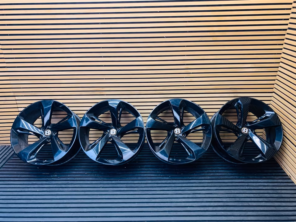 Bentley Bentayga Alloy Wheel Set 22 Inch 36A601025AN - Image 3