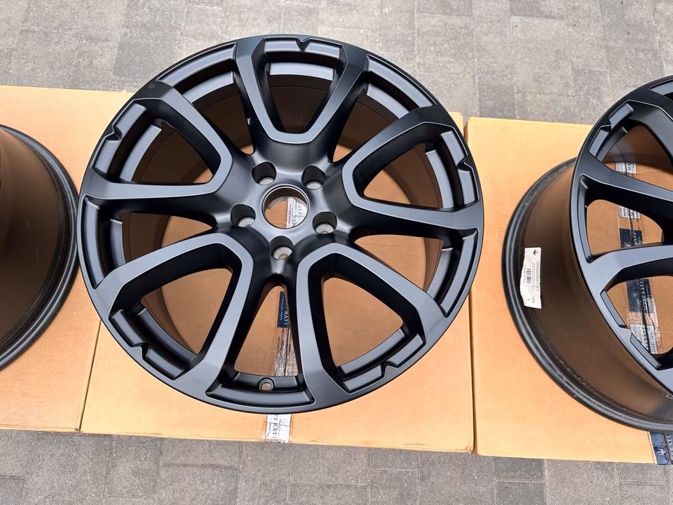 Maserati Levante Alloy Wheels Set 19 Inch 940000787 NEW - Image 6