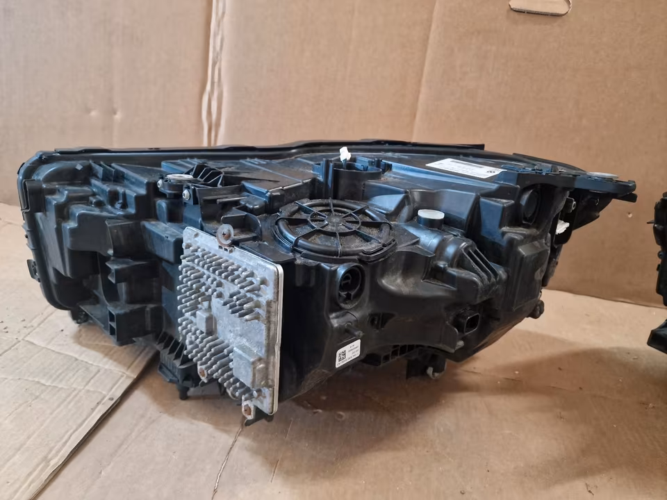 BMW G11 LCI Headlights Right Left Full LED Module - Image 3