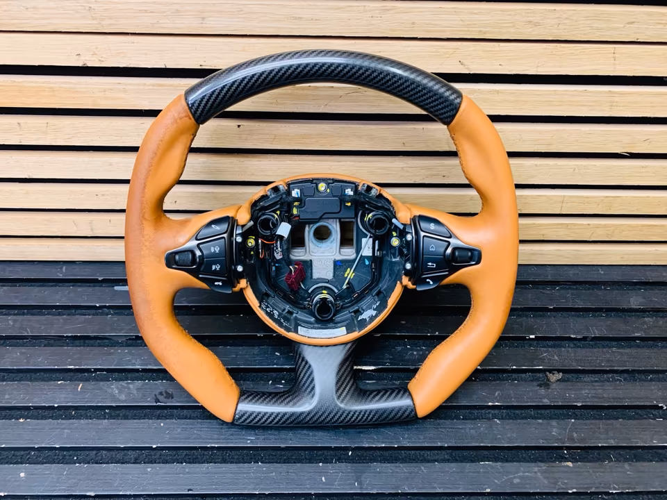 Aston Martin DBS Superleggera Carbon Steering Wheel NY633600DAW - Image 10