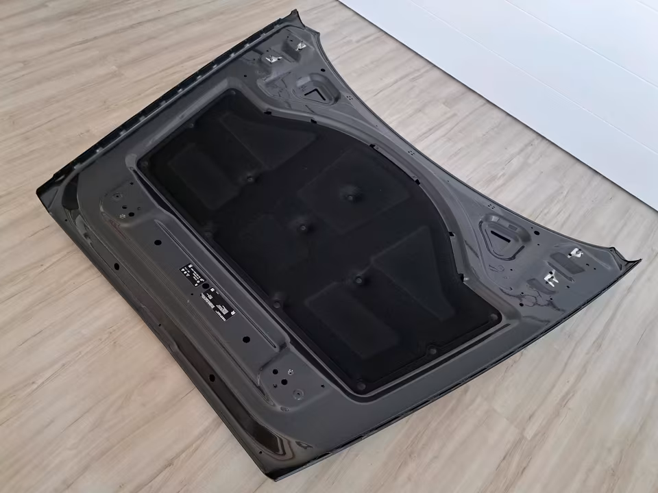 ORIGINAL ROLLS ROYCE CULLINAN Hood Bonnet Hood NEW - Image 4