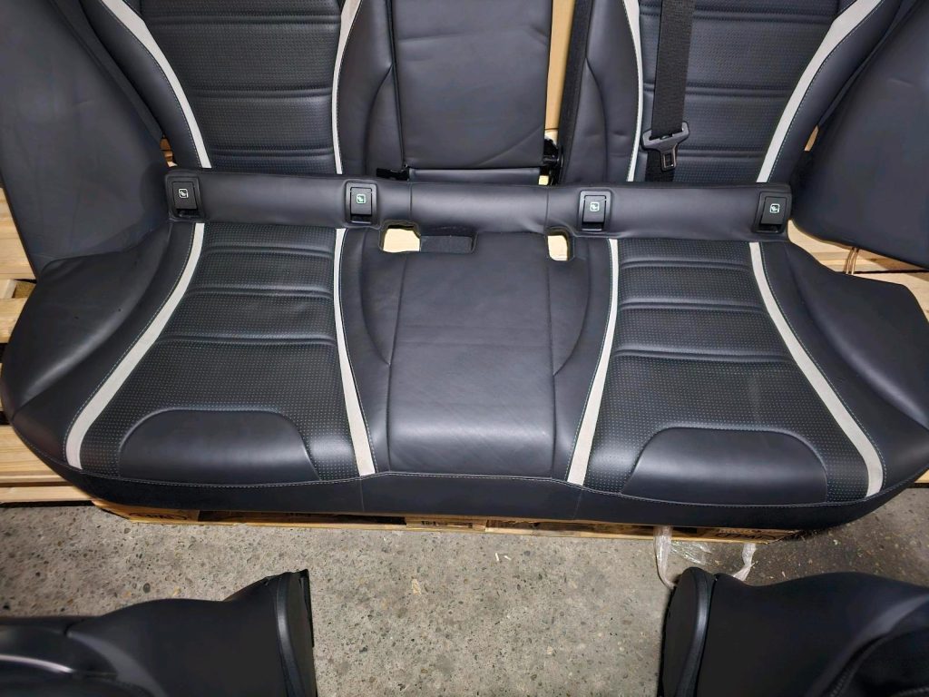 Mercedes C63 AMG Performance Bucket Seats - Image 11