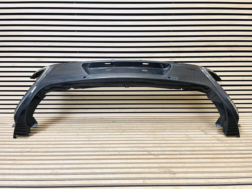 McLaren 650s rear bumper carbon 11A7741CP.02 - Image 7