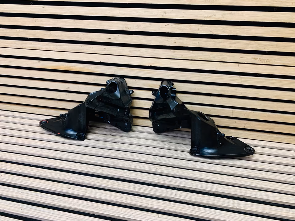 McLaren 570s Hinge Door Left Right 13A6364CP 13A6367CP - Image 8