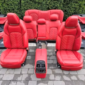 MASERATI LEVANTE SEAT SET
