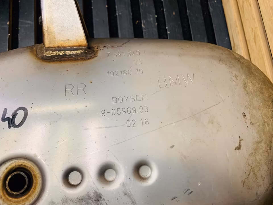 Rolls Royce Wraith Exhaust System Left Right 7591641 7591640 - Image 2