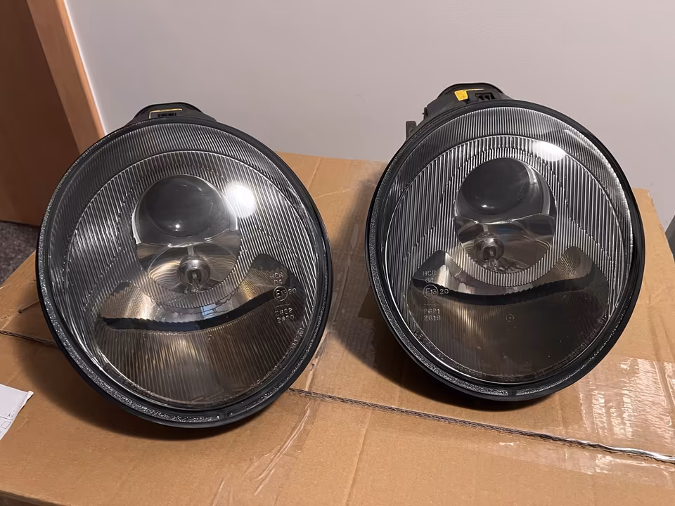 Porsche 911 993 Headlights Left Right 99363104100 99363104200