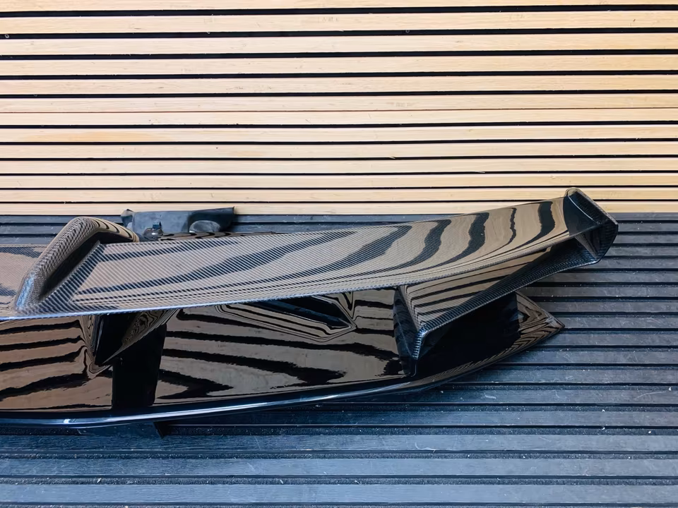 Lamborghini Aventador SVJ Rear Spoiler Carbon 470854871B - Image 2