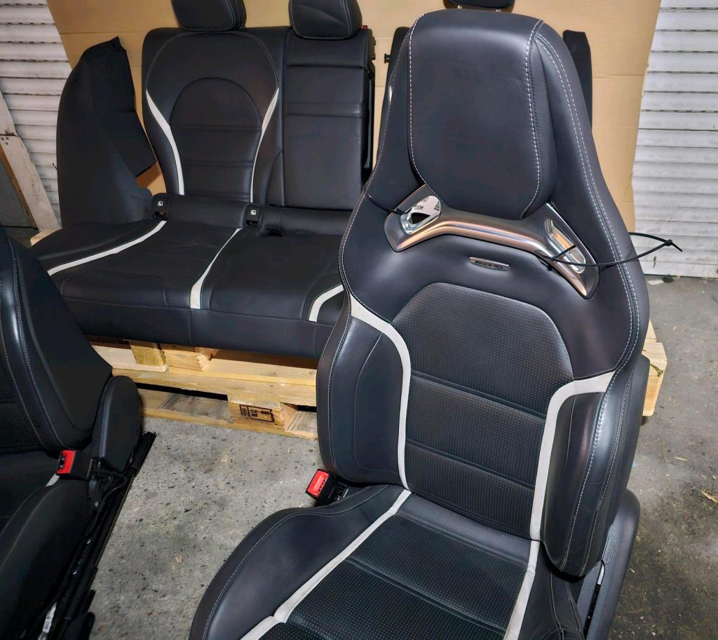 Mercedes C63 AMG Performance Bucket Seats - Image 4