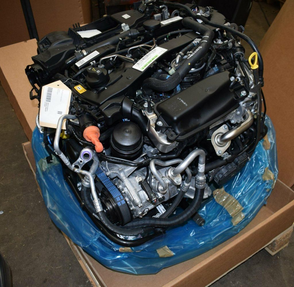 Mercedes Diesel Complete Engine - Image 7