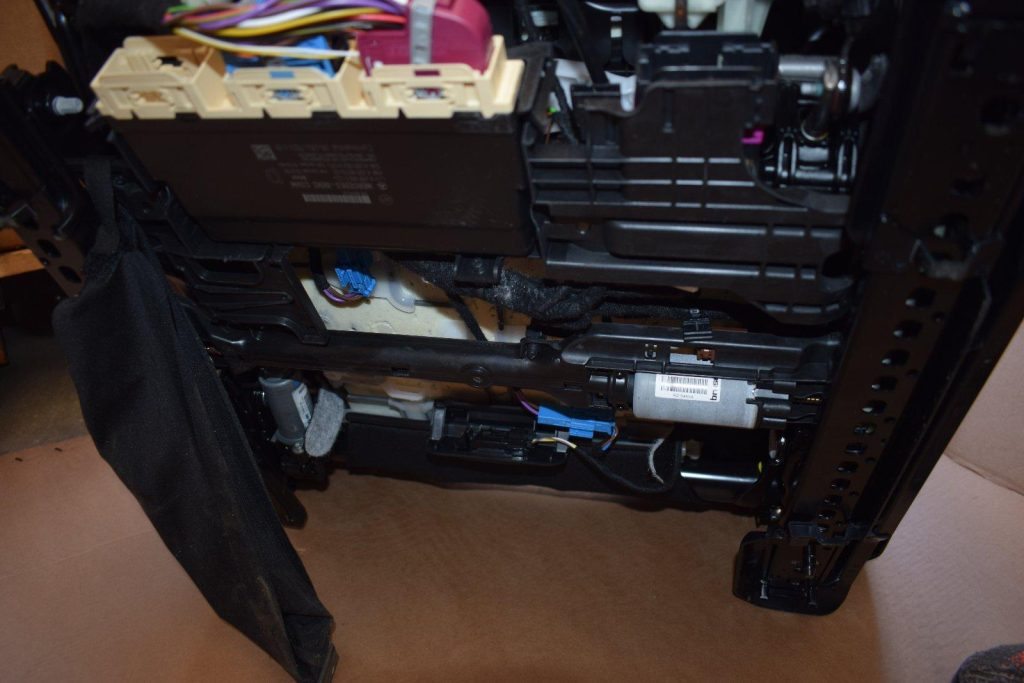 Mercedes-AMG Performance Front Seats – W253 / W205 - Image 7